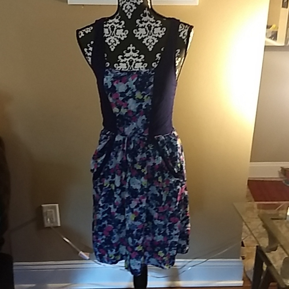 Women's dress